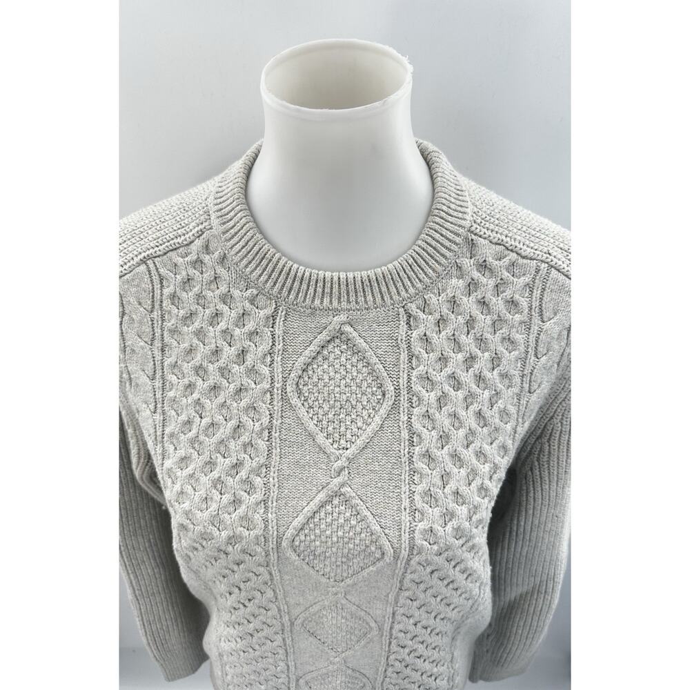 GAP Cable Knit Sweater Medium Gray Crewneck Cotton Wool Blend Cozy - Picture 2 of 6